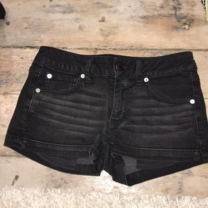 American eagle shorts black
